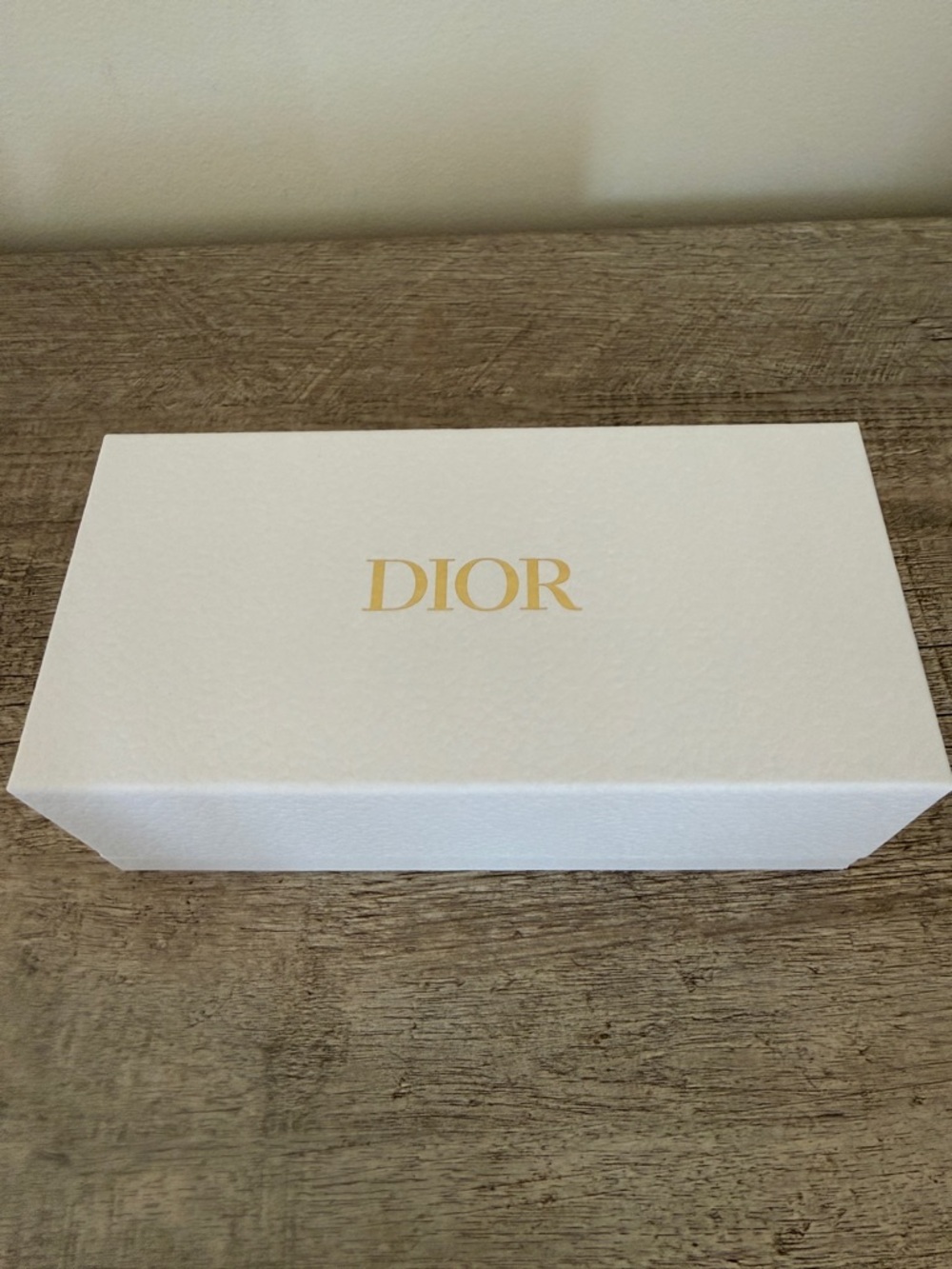 Dior Gold Frame Cat-Eye Sunglasses with Green Lenses - Picture 2 of 12